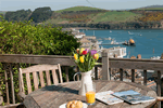 Self catering breaks at Holly Cottage in Salcombe, Devon