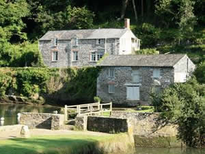 Self catering breaks at Pont House in Pont, Cornwall