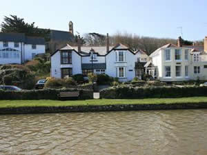Self catering breaks at Wharfinger in Bude, Cornwall