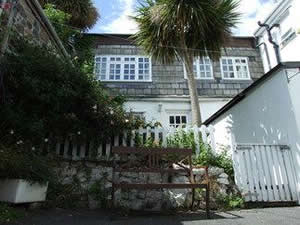 Self catering breaks at Taylor Cottage in Mousehole, Cornwall
