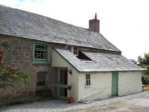 Self catering breaks at Trevarthian Farm Wing in Kestle Mill, Cornwall