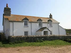 Self catering breaks at Pentire Cottage in New Polzeath, Cornwall