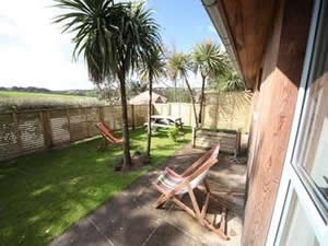 Self catering breaks at Hebask in Mawgan Porth, Cornwall