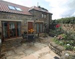 Self catering breaks at Springhouse Cottage in Whitby, North Yorkshire