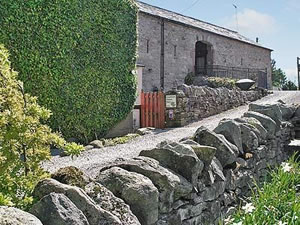 Self catering breaks at Sycamore House Barn in Askham, Cumbria Self catering breaks at Sycamore House Barn in Askham, Cumbria