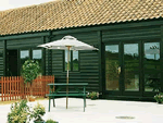Manor Farm - Cornfields Cottage in Oxwick, Norfolk, East England