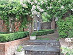 Yew Tree Cottage in West Meon, Hampshire, South East England