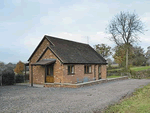 Netherley Hall Cottages - Parkers Lodge in Malvern, Worcestershire, West England