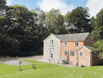 Cwm Cottage in Sarn, Powys, Mid Wales