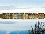 Cotswold Water Park Apartments - Water Park Apartment 4 in South Cerney, Gloucestershire, South West England