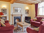 Abbots Court Cottages - Old Yew in Evesham, Worcestershire, West England