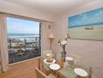 Self catering breaks at 2 bedroom apartment in Newquay, Cornwall