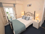 Self catering breaks at 2 bedroom apartment in Ilfracombe, Devon