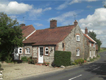 Self catering breaks at 2 bedroom cottage in Roughton, Norfolk