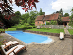 Self catering breaks at 6 bedroom holiday home in Burwash, East Sussex