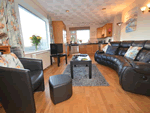 Self catering breaks at 2 bedroom apartment in Whitsand Bay, Cornwall