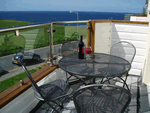 Self catering breaks at 3 bedroom apartment in Newquay, Cornwall