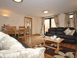 Self catering breaks at 3 bedroom holiday home in Charmouth, Dorset