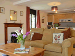 Self catering breaks at 3 bedroom cottage in Evesham, Worcestershire