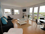 Self catering breaks at 2 bedroom apartment in Newquay, Cornwall