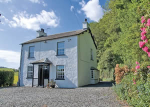 Self catering breaks at Woodside House in Ings, Cumbria Self catering breaks at Woodside House in Ings, Cumbria