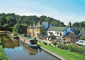 Canal Cottage in Denford, Staffordshire, Central England