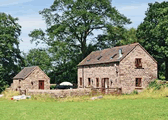 Grange Park Cottage in Cheddleton, Staffordshire, Central England