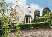 Cardinal Cottage in Sibton, Suffolk, East England