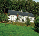 Braeside Cottage in Loch Ness-Side, Inverness-shire, Highlands Scotland