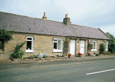 Hedgerow Cottage in Paxton, Berwickshire, Borders Scotland