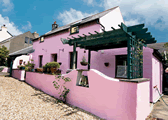 Hannas Cottage in St Florence, Pembrokeshire, South Wales