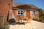 Self catering breaks at Lollipop Cottage in Swannington, Norfolk