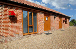 Self catering breaks at Badger Set in Acle, Norfolk