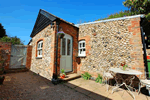 Courtyard Cottage in Stiffkey, Norfolk, East England