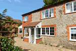 Self catering breaks at Bay Tree Cottage in Mundesley, Norfolk