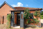 Self catering breaks at Lowbrook Cottage in Diss, Norfolk