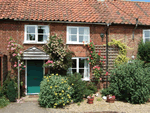 Self catering breaks at Fuchsia Cottage in Stanhoe, Norfolk