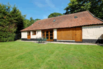 Self catering breaks at Rectory Barn in Bracon Ash, Norfolk