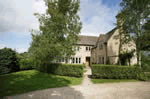 Self catering breaks at Hunter Court in Clanfield, Oxfordshire