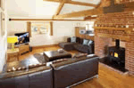 Self catering breaks at Owl Barn in Sculthorpe, Norfolk