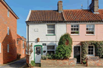 Self catering breaks at Bees Cottage in Aldeburgh, Suffolk
