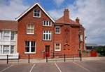 Self catering breaks at Flat 2 Lyndhurst in Aldeburgh, Suffolk