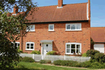 Self catering breaks at Sandpiper Cottage in Aldeburgh, Suffolk